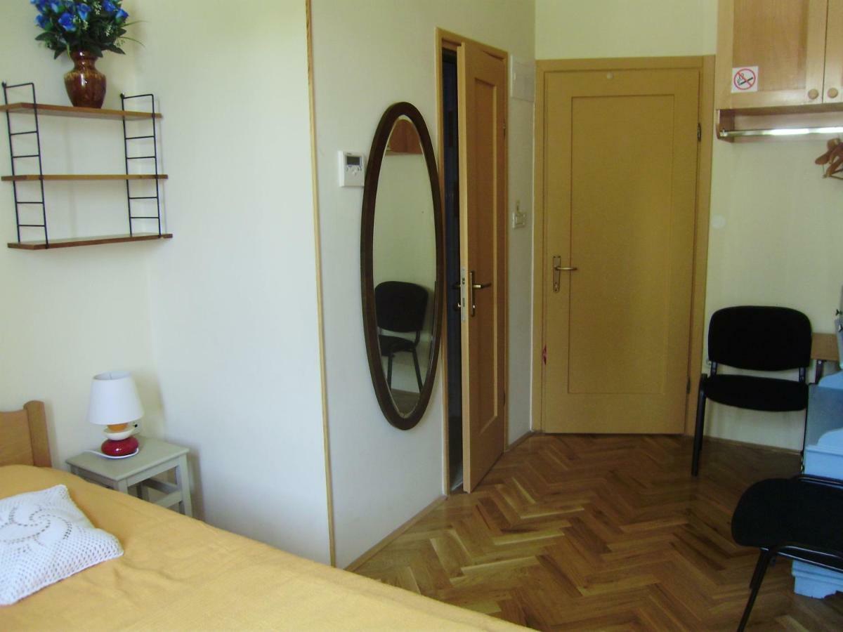 Anthea Rooms Split Bagian luar foto